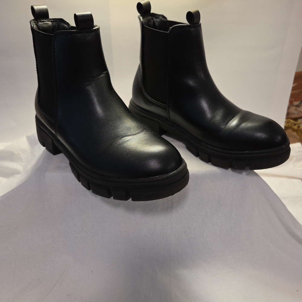 Kids Black Leather Chelsea Boots